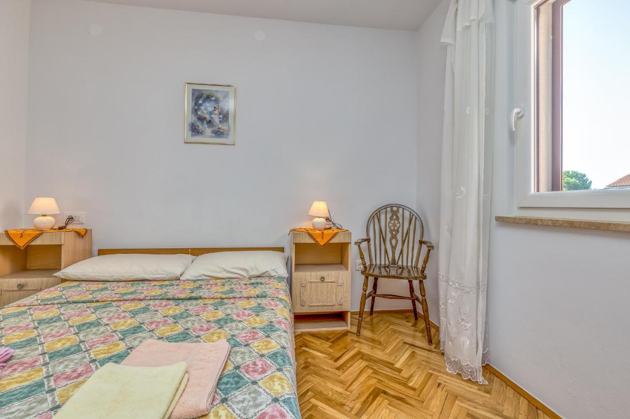 Apartment Complex Silva Ровинь Экстерьер фото