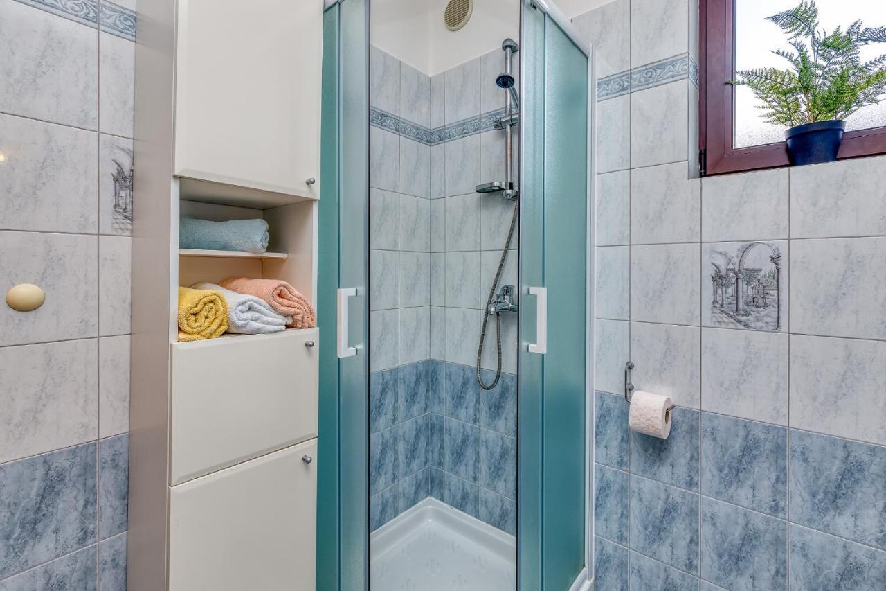 Apartment Complex Silva Ровинь Экстерьер фото