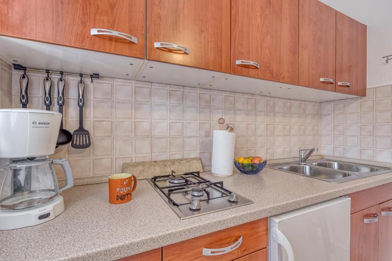 Apartment Complex Silva Ровинь Экстерьер фото