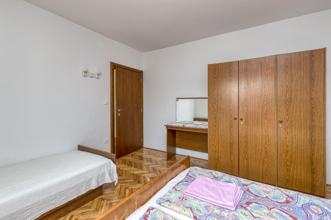 Apartment Complex Silva Ровинь Экстерьер фото